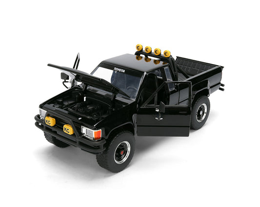 BTTF - 1985 SR5 Pickup with Skateboard