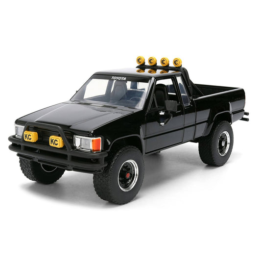 BTTF - 1985 SR5 Pickup with Skateboard