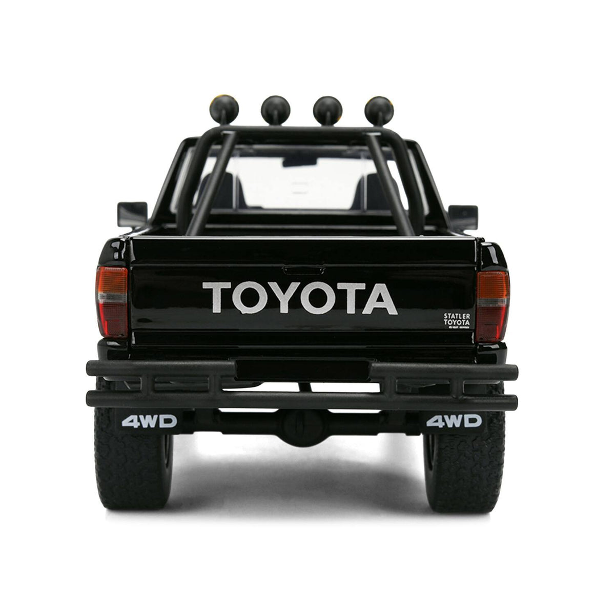BTTF - 1985 SR5 Pickup with Skateboard