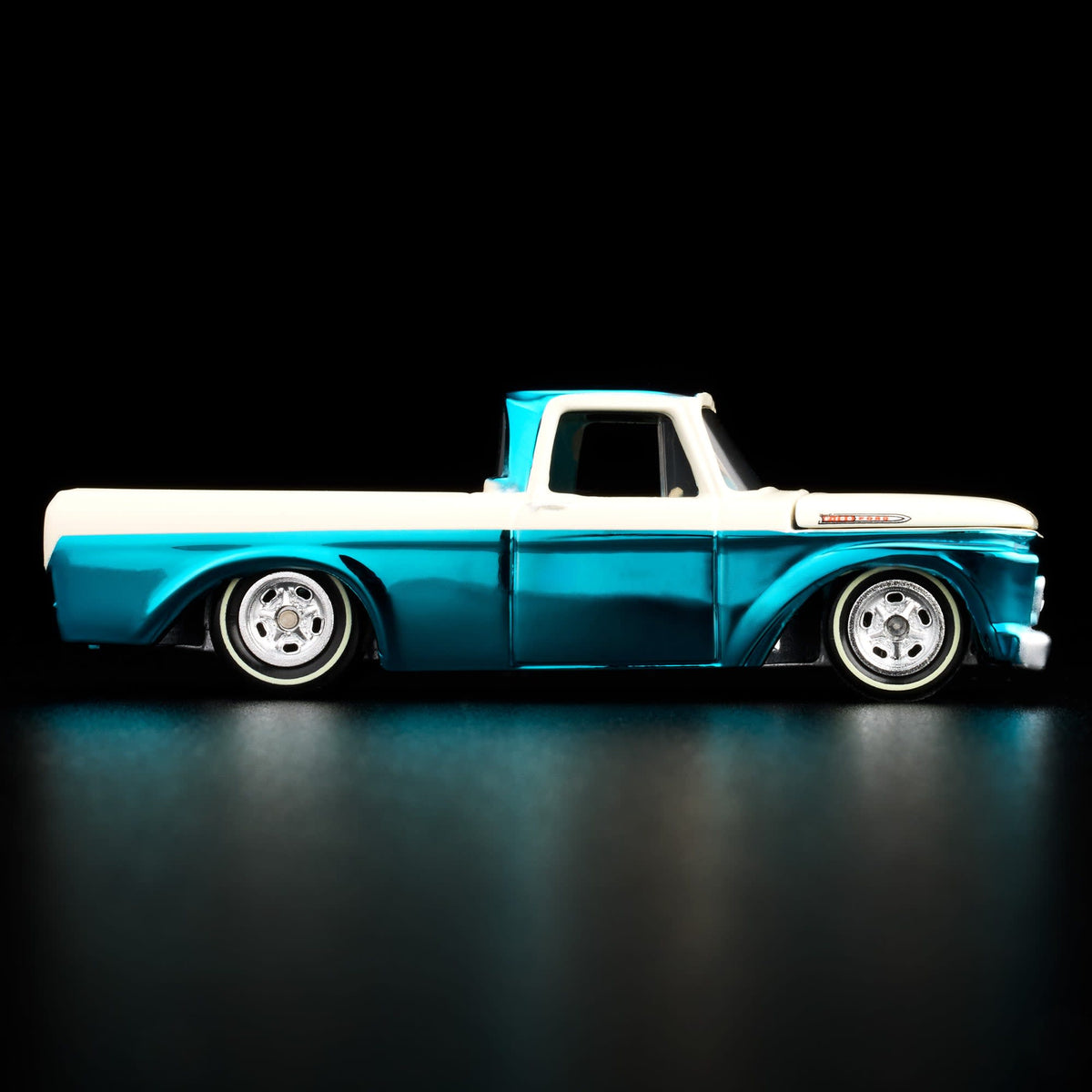JJY60 - 1962 Ford F-100