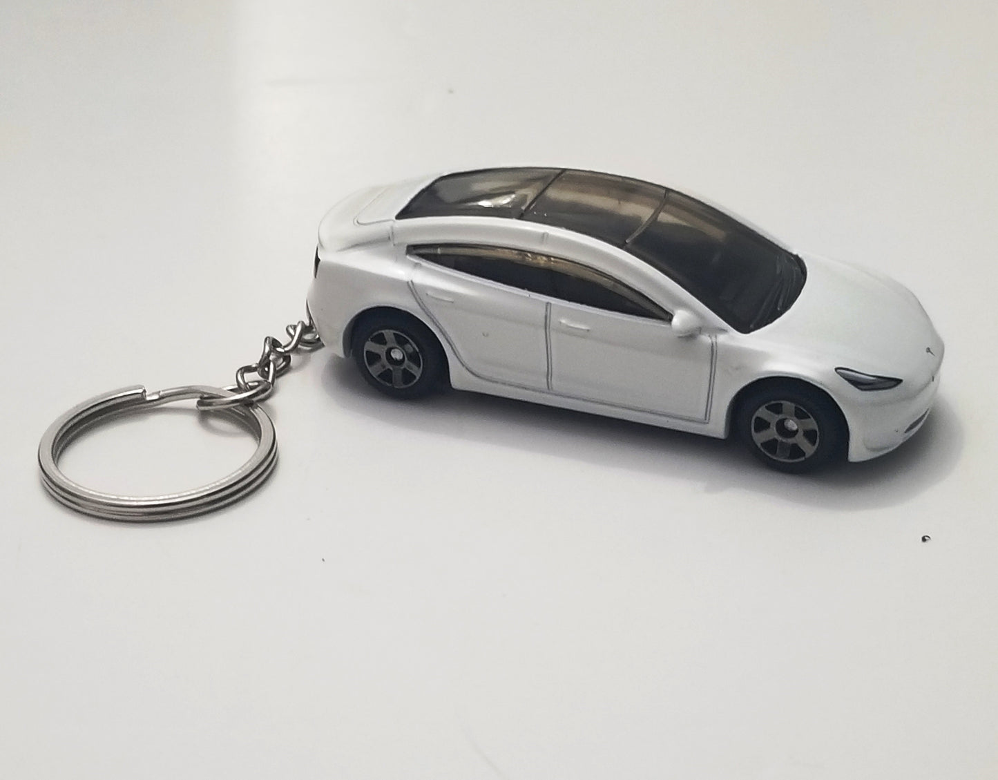 Keychain - Tesla Model 3